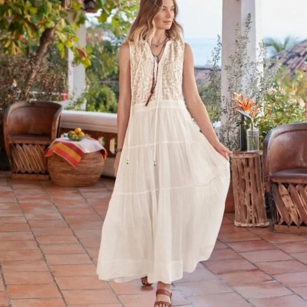 European Summer NWT SUNDANCE Verity Maxi Dress Stitch Tonal Embroidery Size M